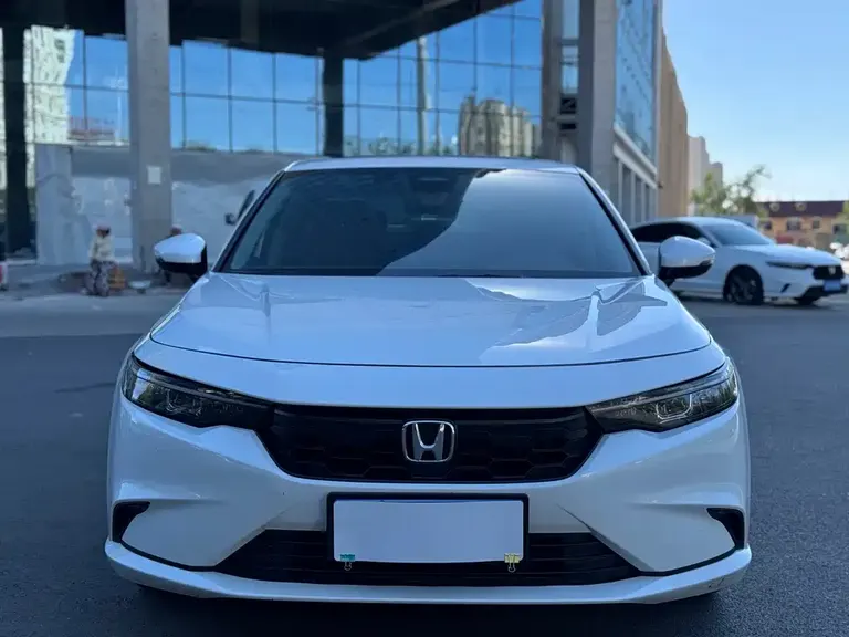Honda Integra 240 TURBO CVT Tech