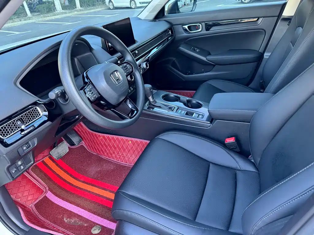 Integra 240 TURBO CVT Tech