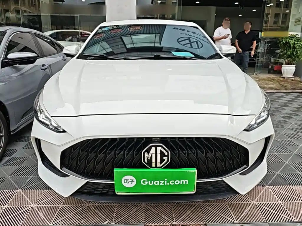 MG5 Facelift 180 DVVT CVT Youth Luxury