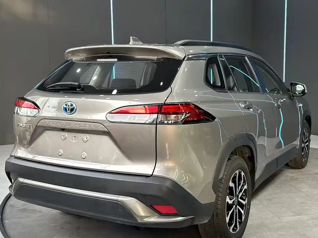 Frontlander 2.0 L Smart e-Hybrid Dual Engine Distinguished