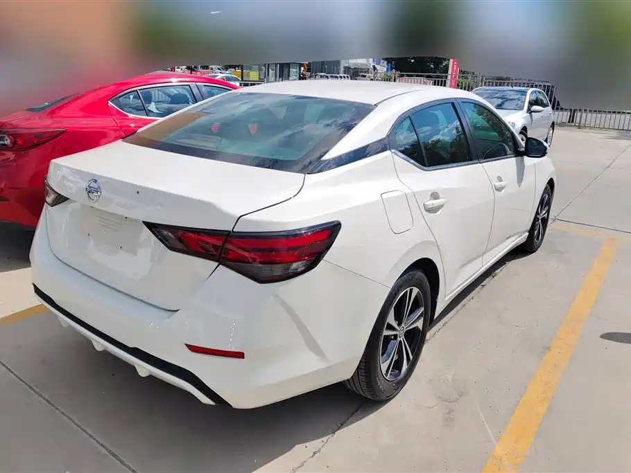 Sylphy 1.6 L XL CVT Joy