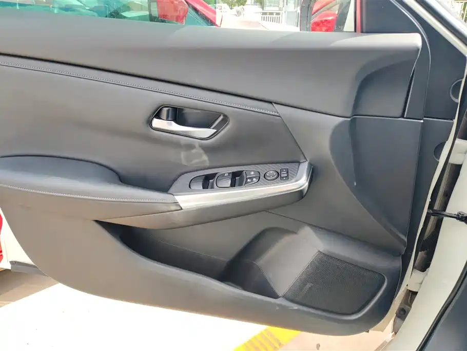Sylphy 1.6 L XL CVT Joy