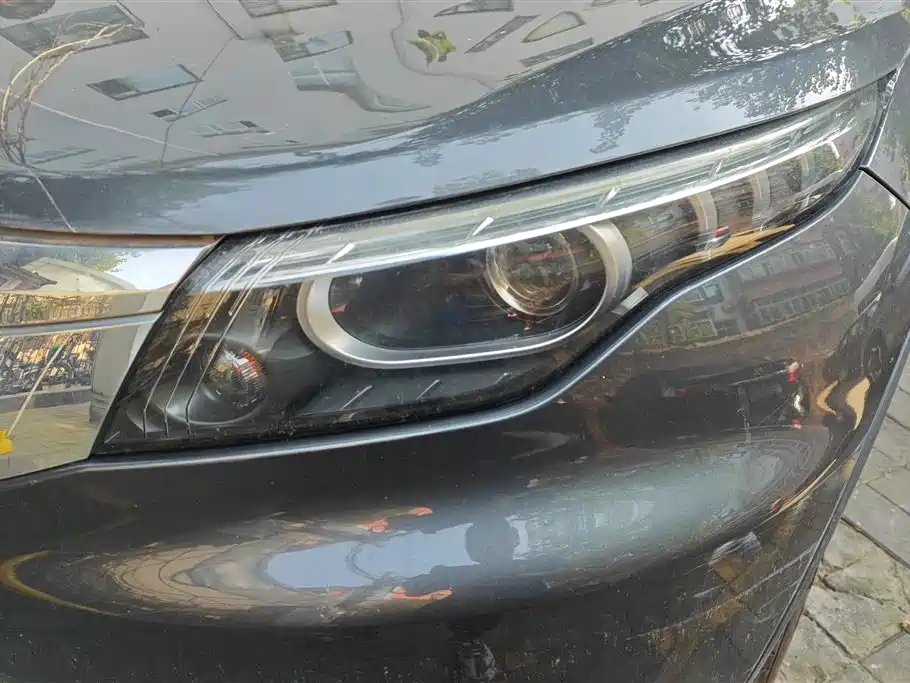 Qoros 5 观致5 2017款 1.6 T 自动尊贵型