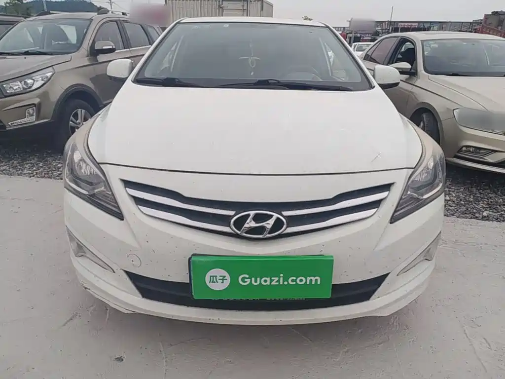 Accent 1.4 L Manual Intelligent GLS