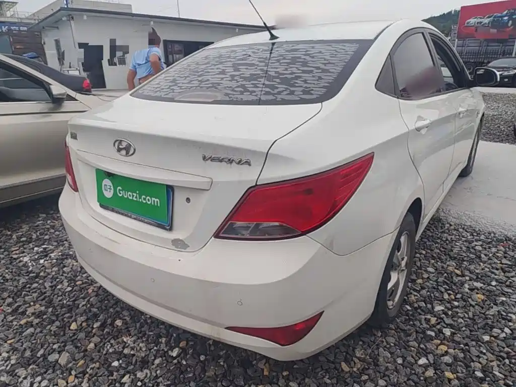 Accent 1.4 L Manual Intelligent GLS