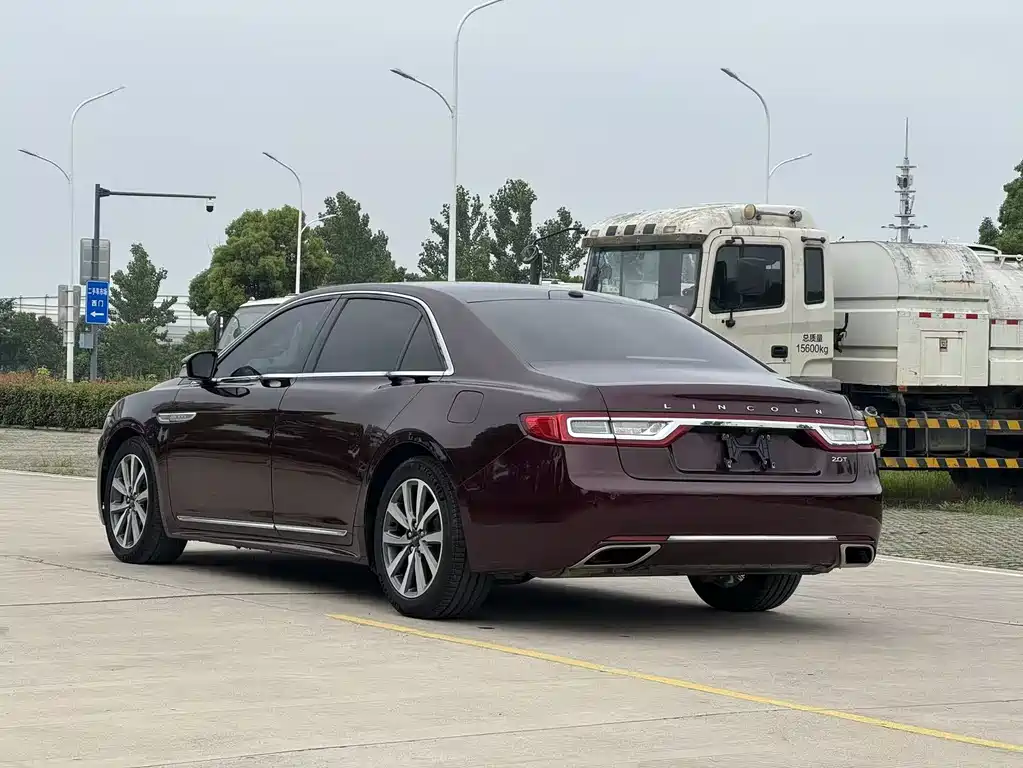 Lincoln Continental 2.0 T 2 WD Premium
