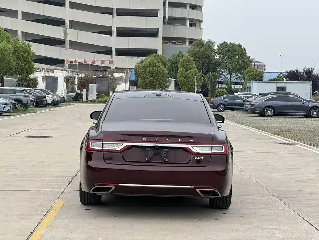 Lincoln Continental 2.0 T 2 WD Premium
