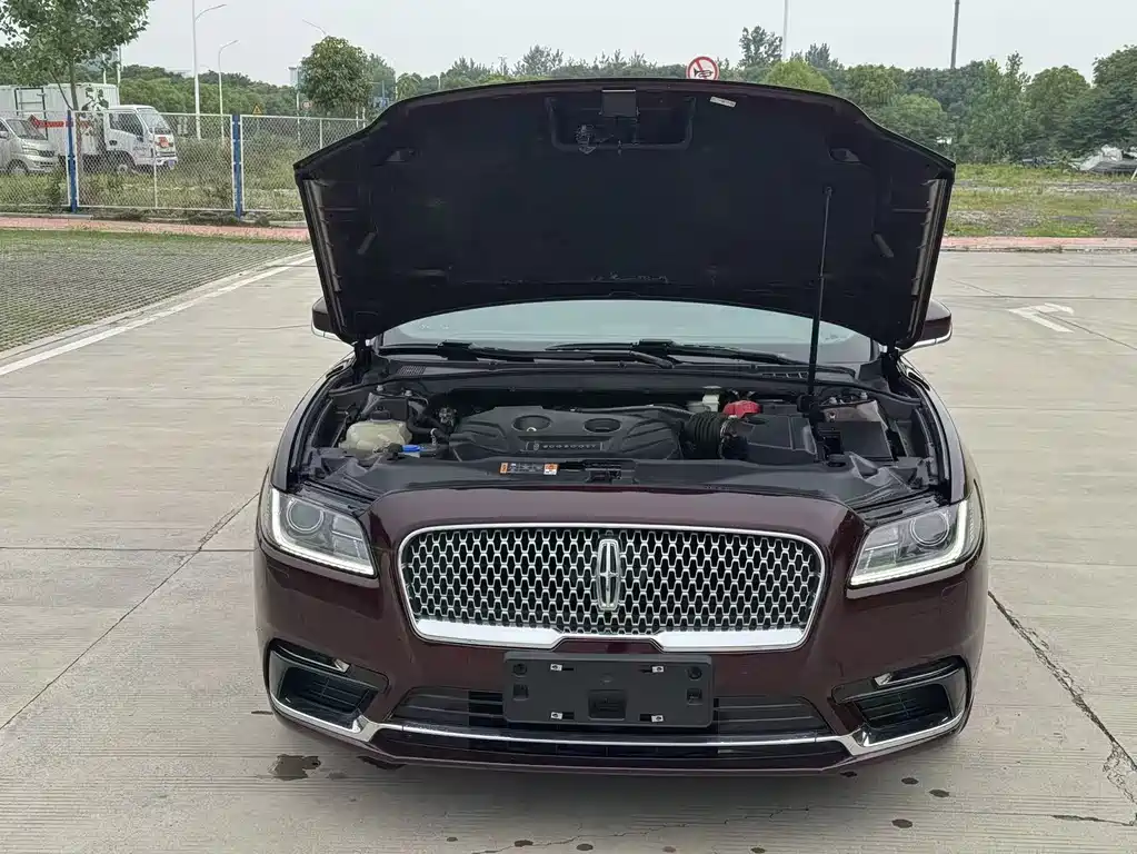 Lincoln Continental 2.0 T 2 WD Premium