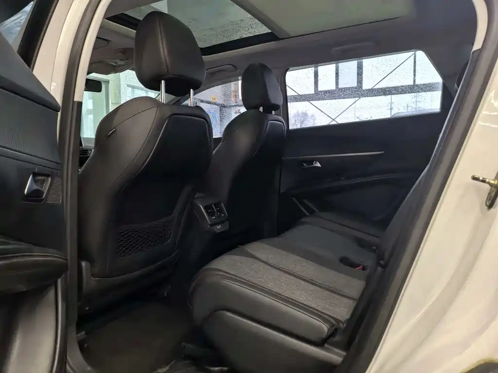 Peugeot 5008 380 THP 7-seat Elite