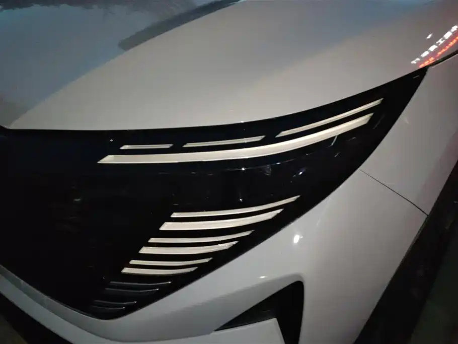 Qashqai Honor 2.0 L CVT XV+ Leading