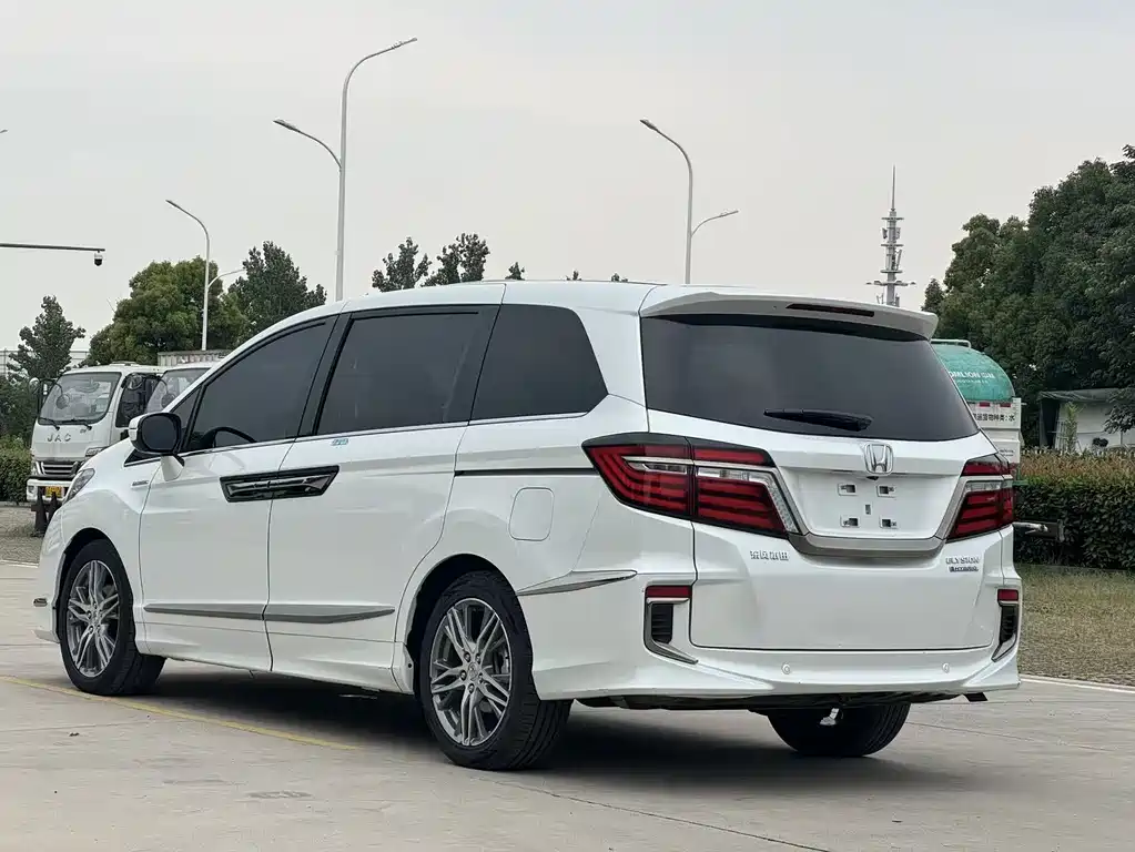Elysion 2.0 L Hybrid Supreme