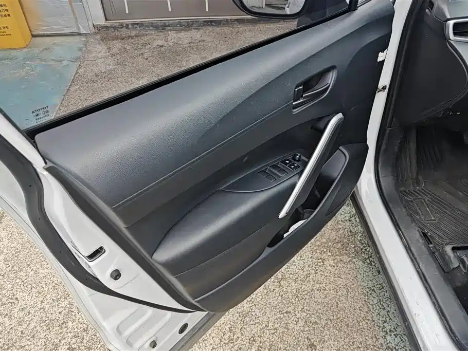 Corolla Cross 2.0 L Pioneer