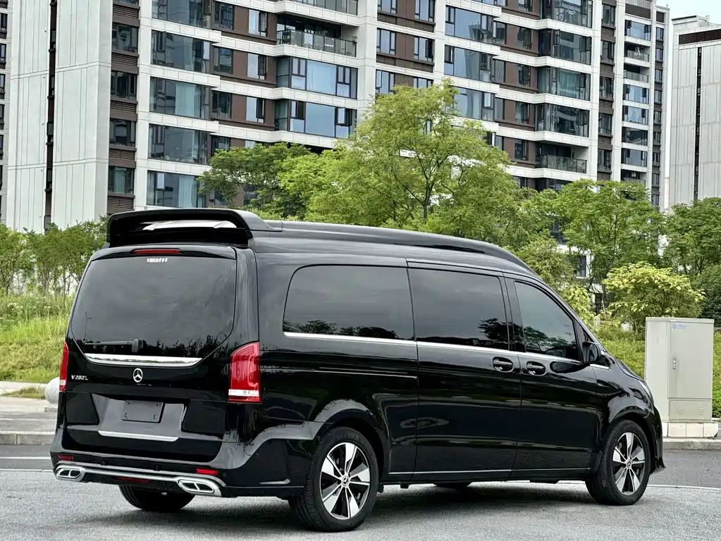 Jinguan V-Class 2.0 T