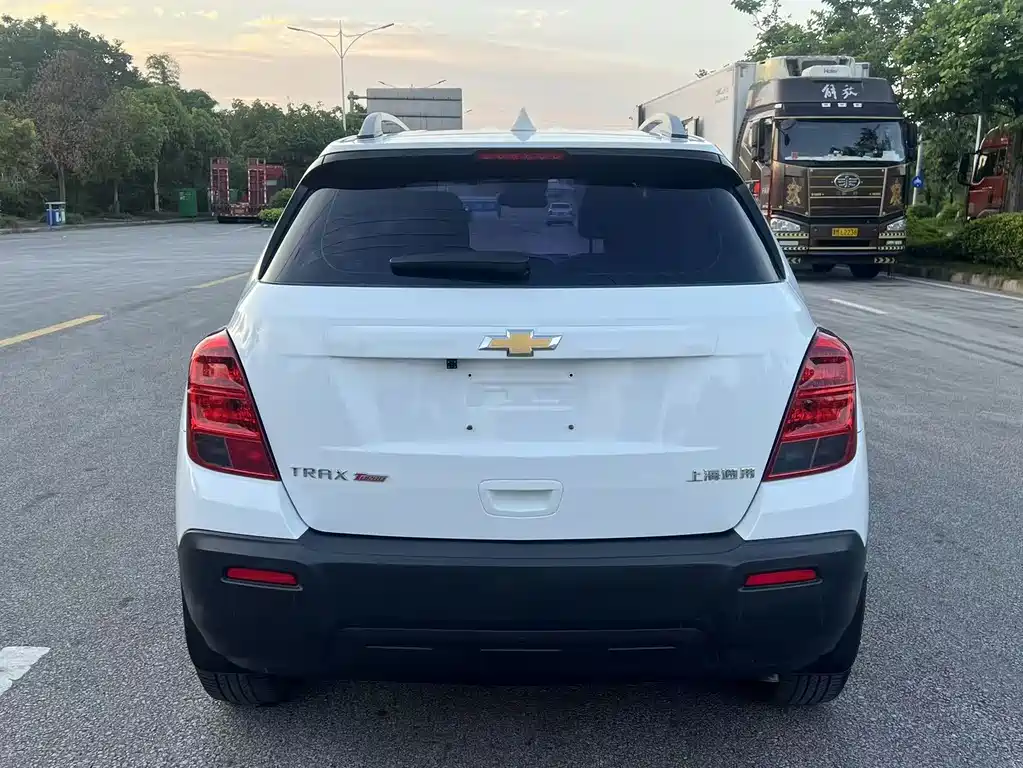 Tracker 1.4 T Auto 2 WD Comfort