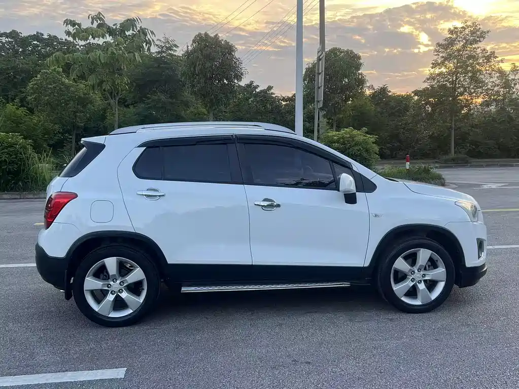 Tracker 1.4 T Auto 2 WD Comfort