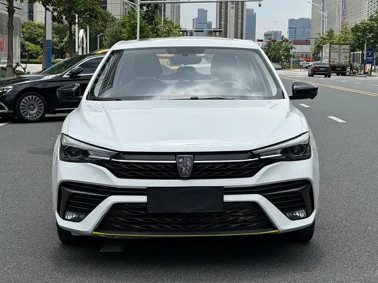 Roewe i5 1.5 L CVT Peace of Mind