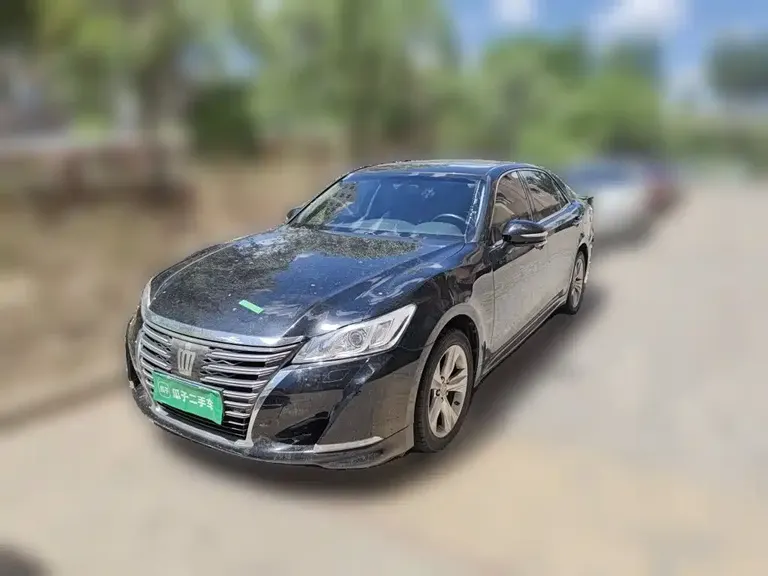 Toyota Crown 2.0 T Fashion