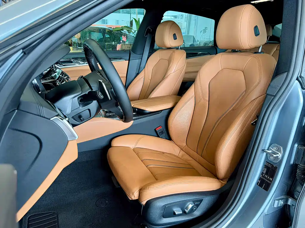 BMW 6 Series GT 630 i M Sport Package