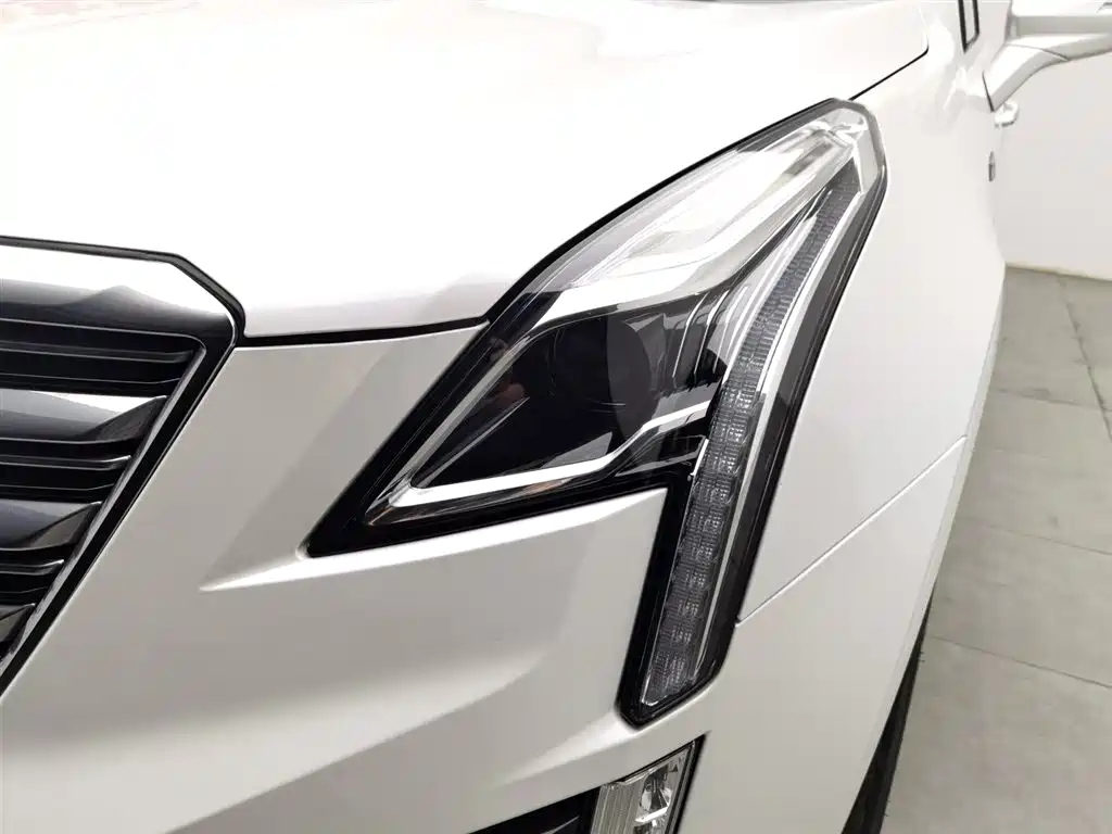 Cadillac XT5 Anniversary Celebration 28 T 4 WD Luxury