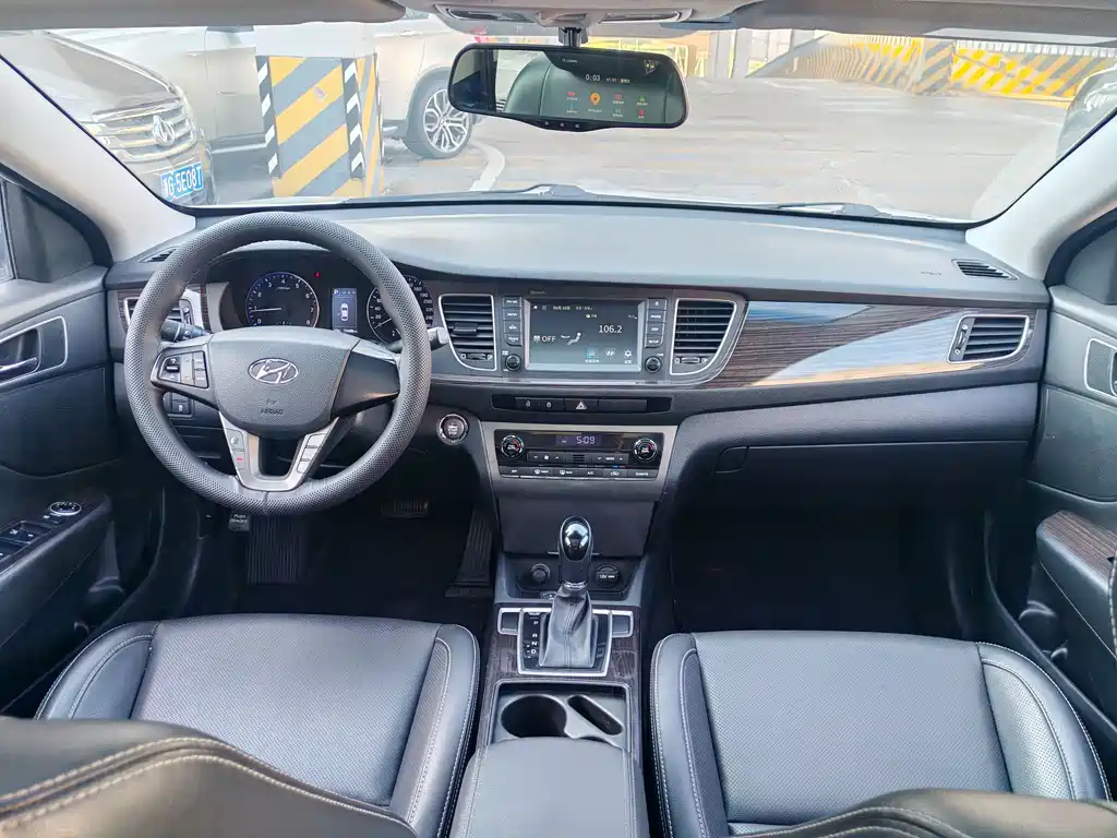Mistra 1.6 T Auto Intelligent GLS