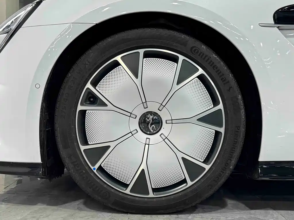 Yangwang U7 PHEV 5-seat Luxury