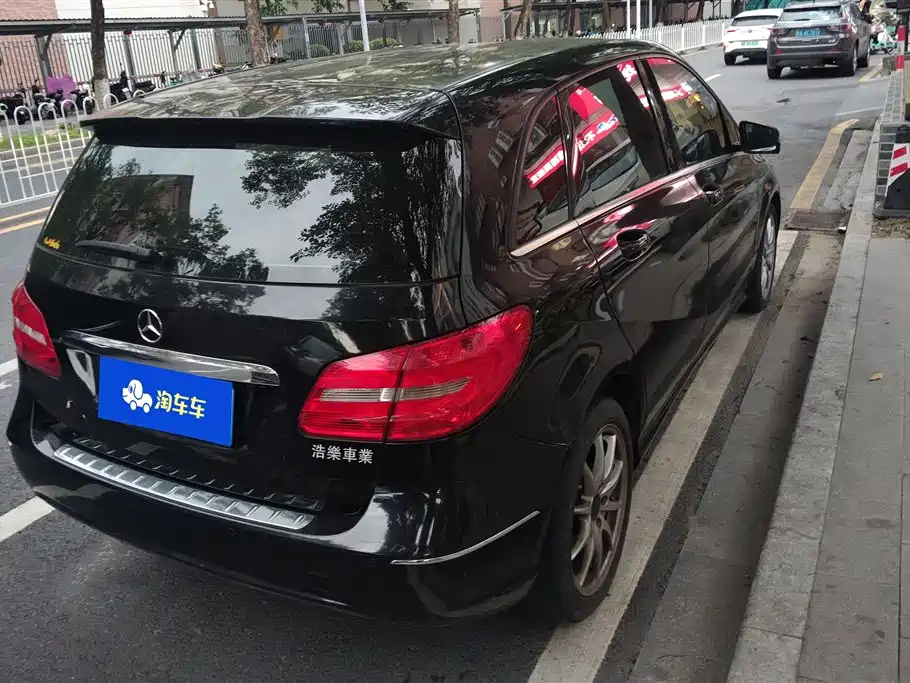 Mercedes-Benz B-Class B 180