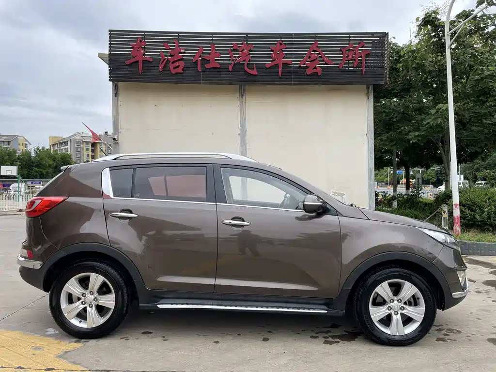 Sportage 2.0 L Auto 2 WD GLS