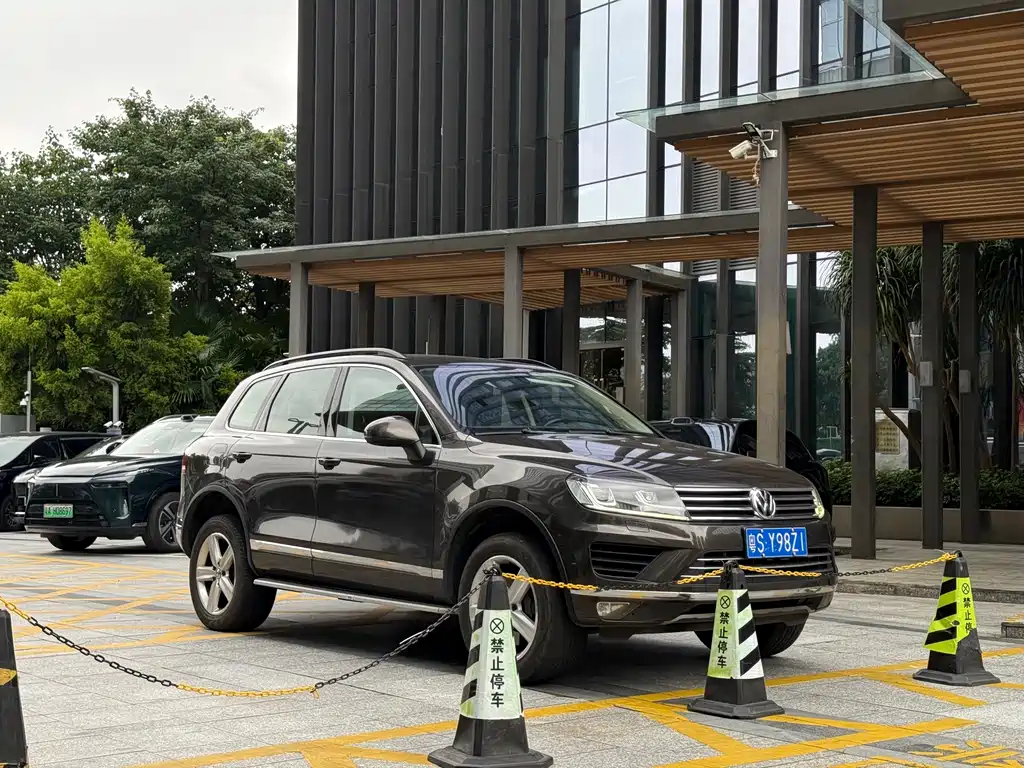 Touareg 3.0 TSI Expand Wild