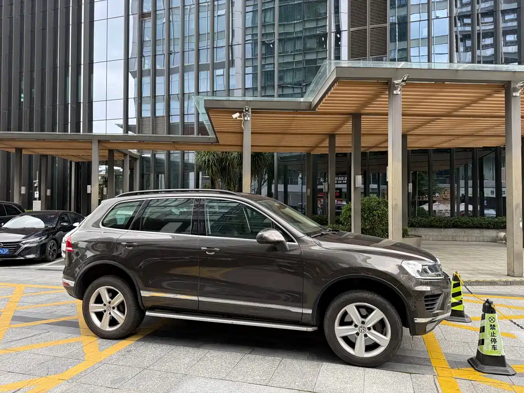 Touareg 3.0 TSI Expand Wild