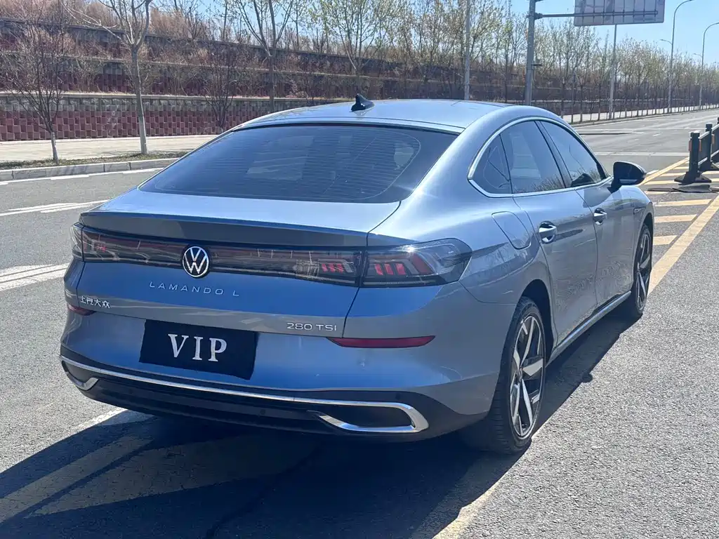 Lamando Lamando L 280 TSI DSG Spicy Cool
