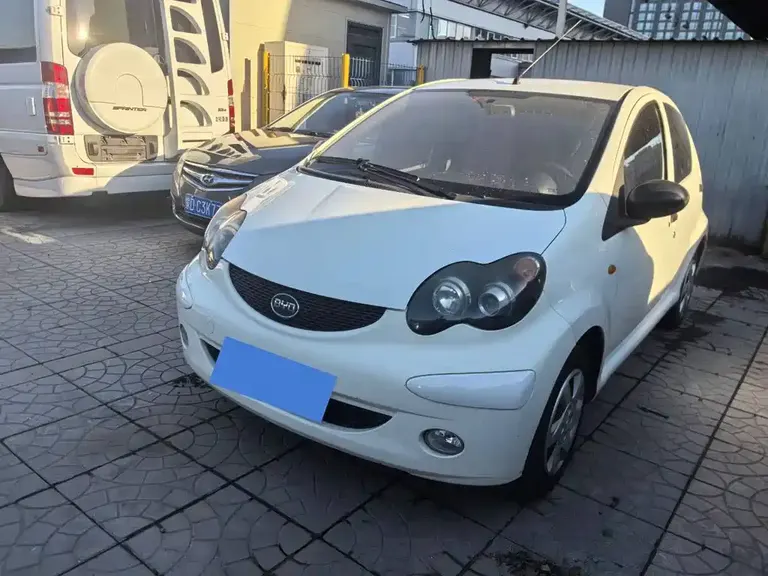 BYD F0 1.0 L Xuan Cool