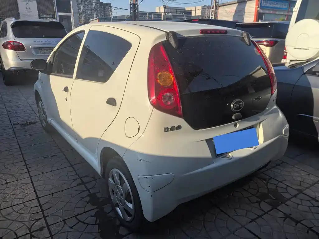 BYD F0 1.0 L Xuan Cool