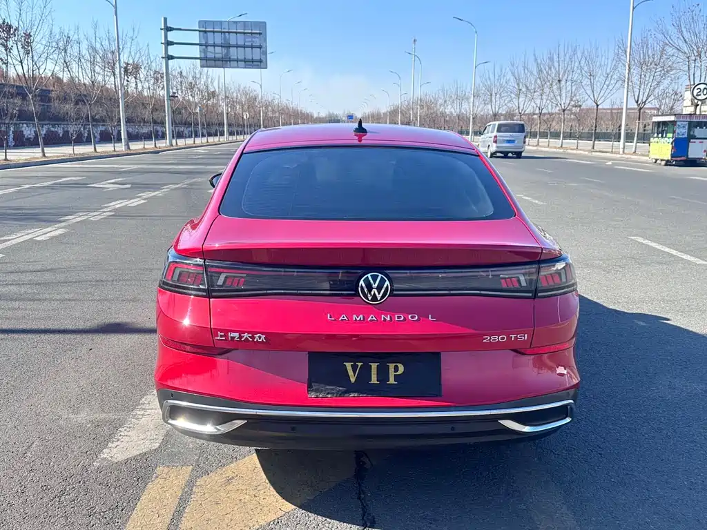 Lamando Lamando L 280 TSI DSG Spicy Cool