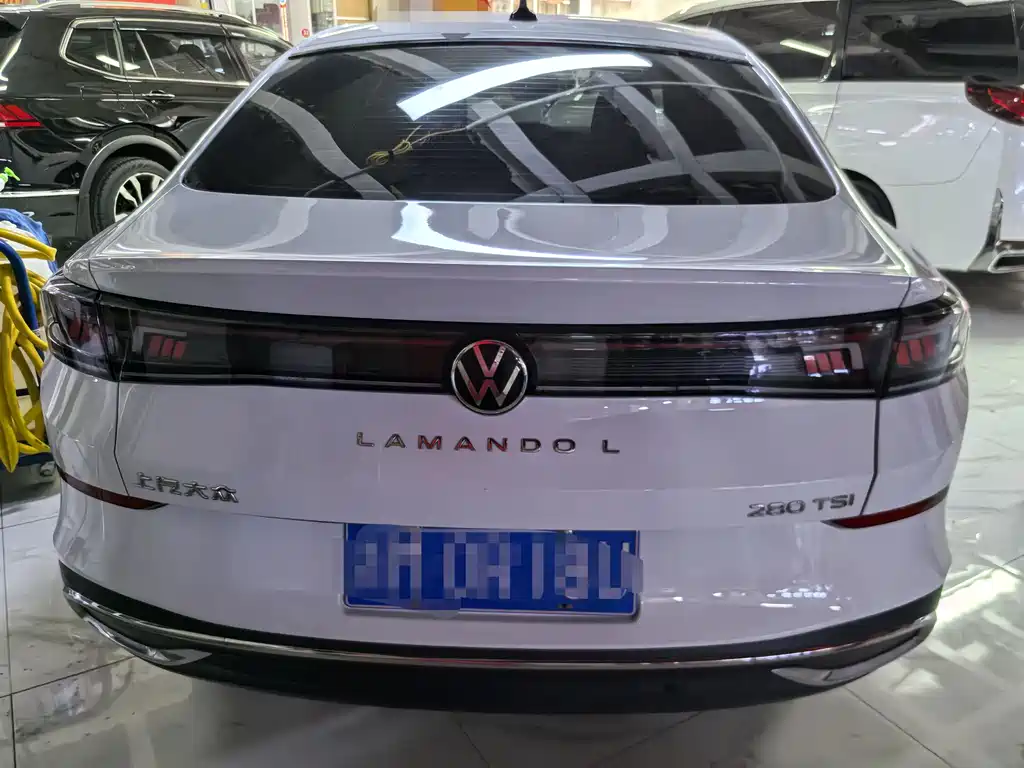 Lamando Lamando L 280 TSI DSG Spicy Cool