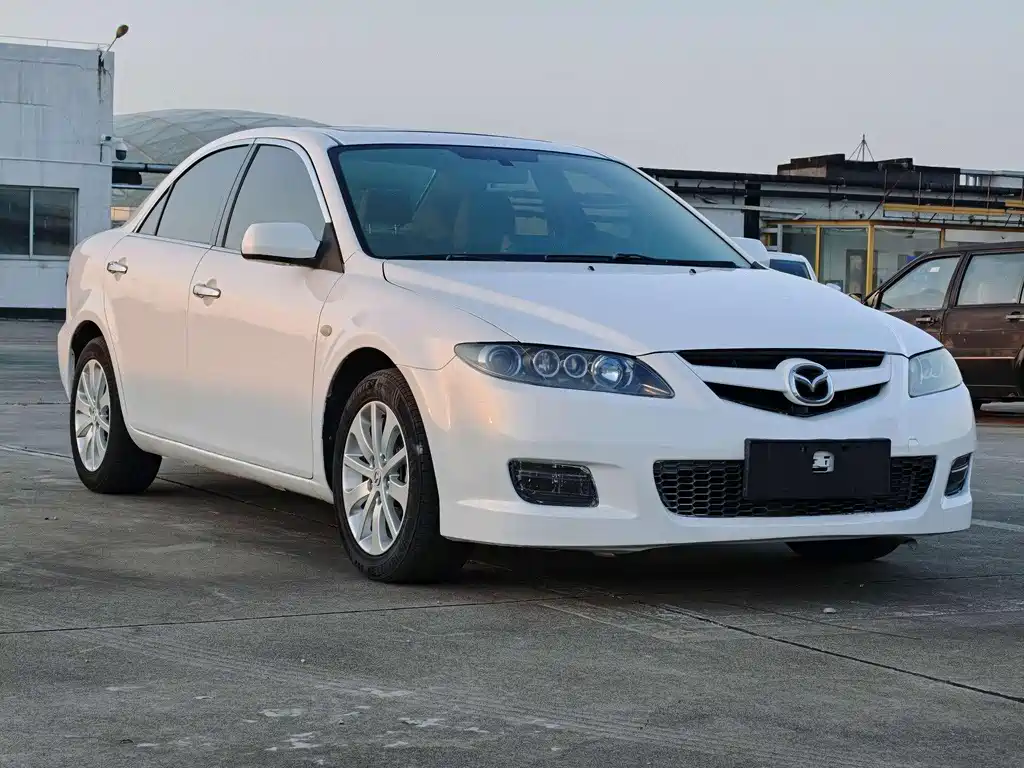 Mazda 6 2.0 L Auto Fashion