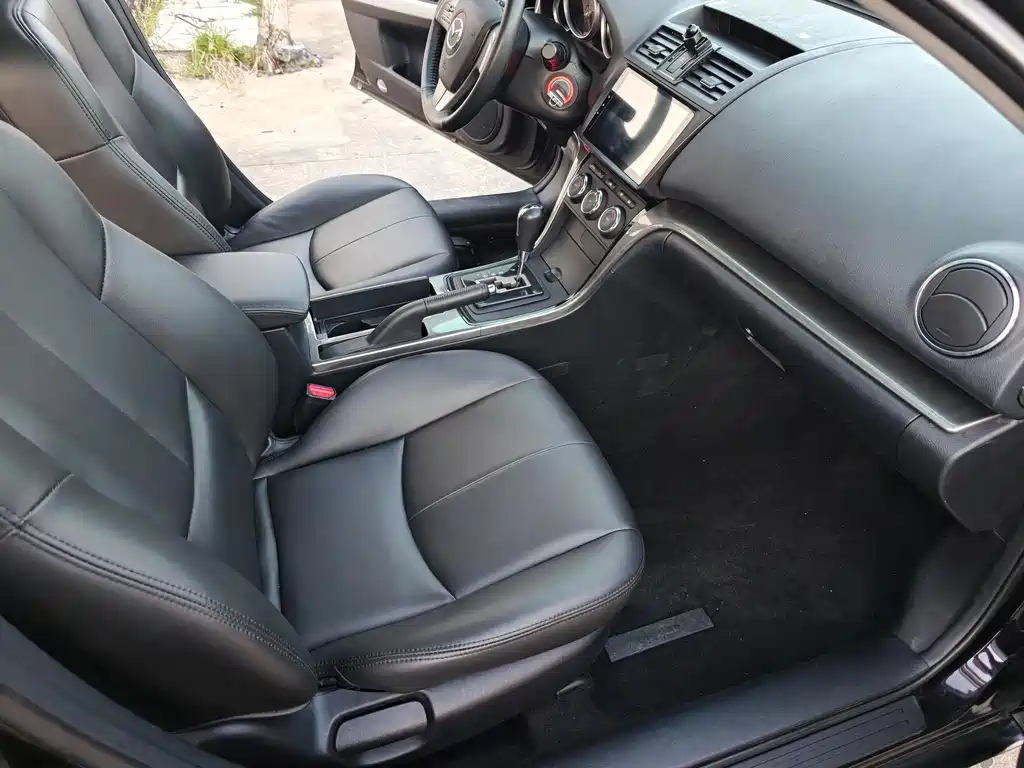 Mazda6 Ruiyi 2.0 L Auto Elite