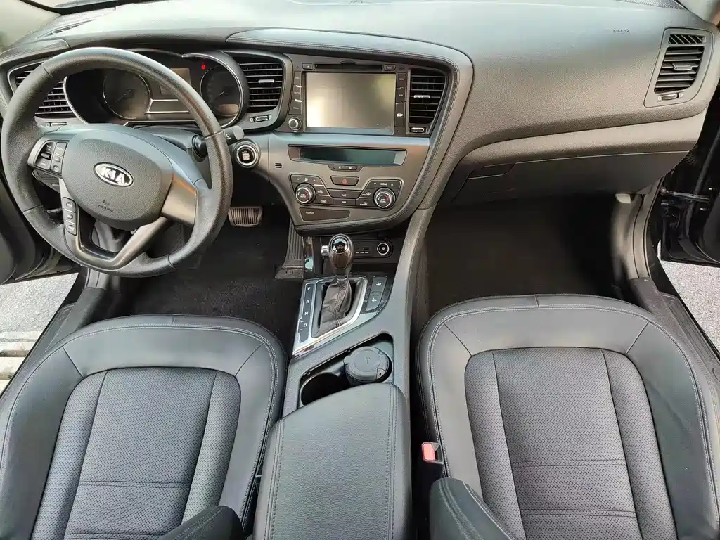 Kia K5 2.0 L Auto GLS
