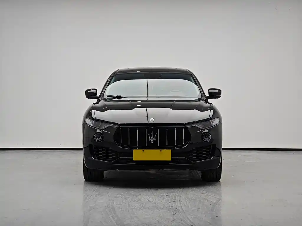 Levante 3.0 T Standard
