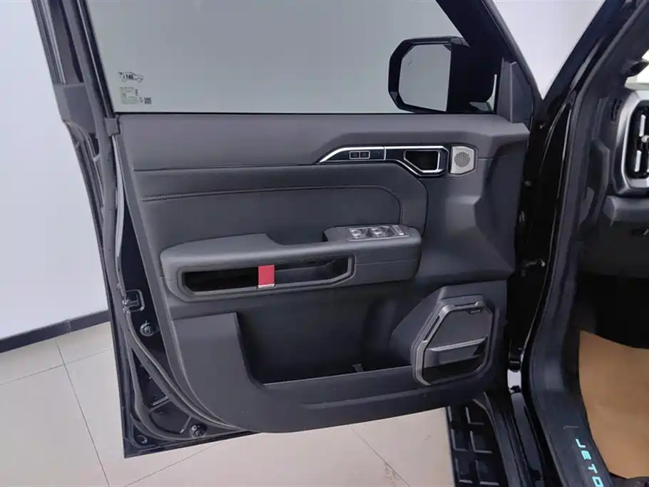 Jetour Traveller 2.0 T 4 WD Conquer PRO
