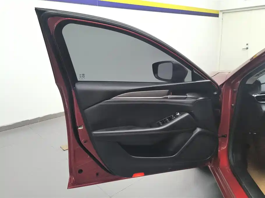 Atenza 2.5 L Blue Sky Sport