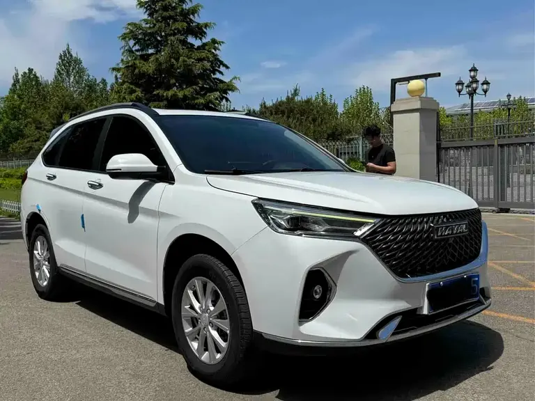 Haval M6 PLUS 1.5 T Manual Luxury Connected