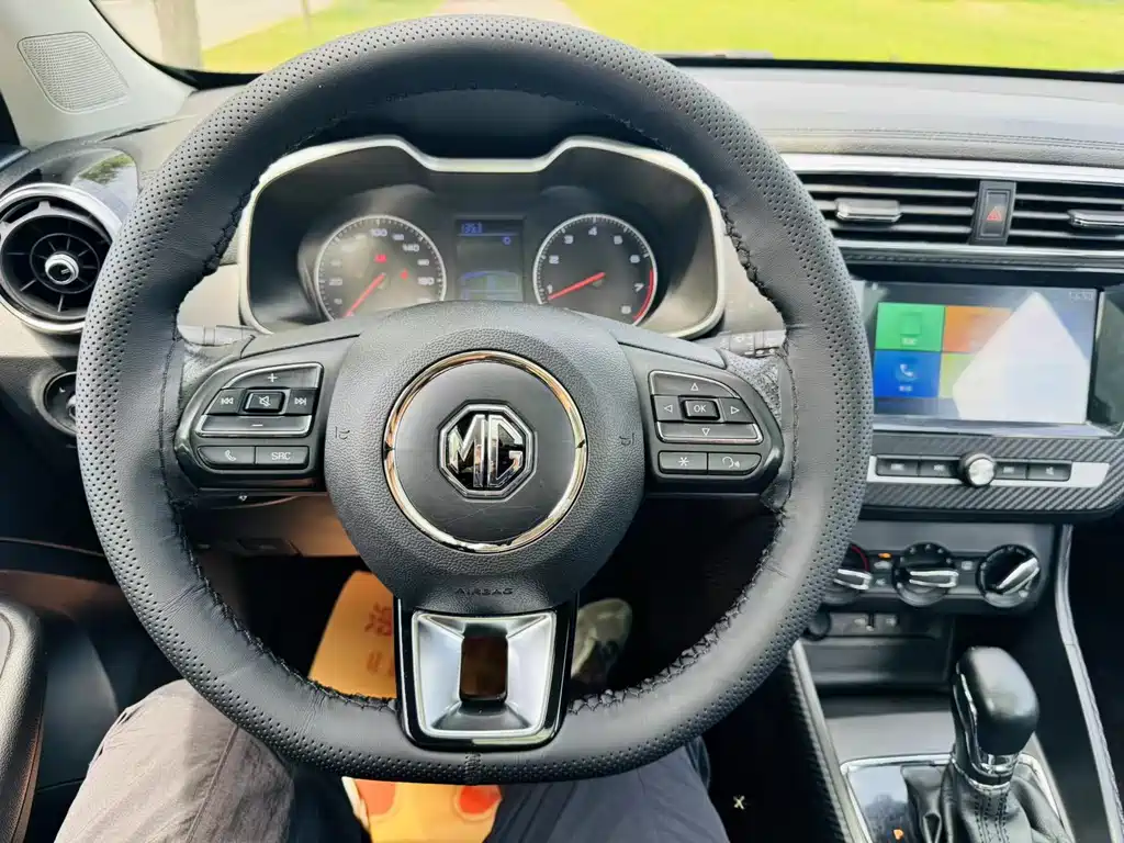 MG ZS 1.5 L Auto Luxury CN-V
