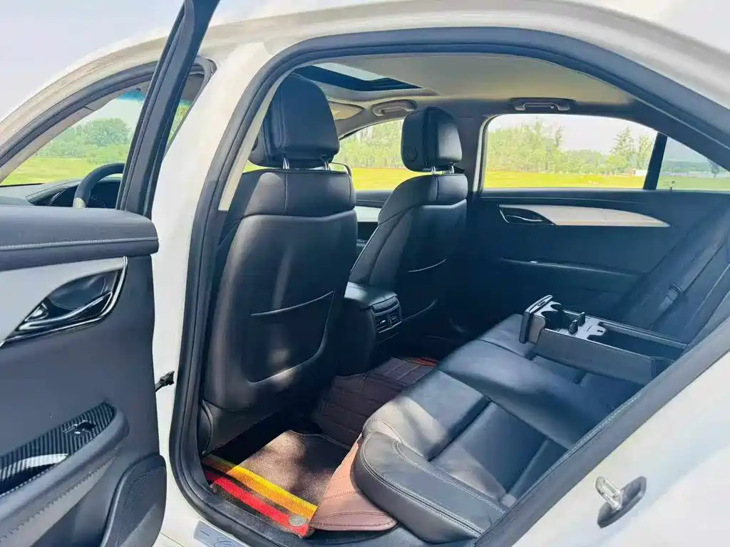 Cadillac ATS-L 28 T Fashion