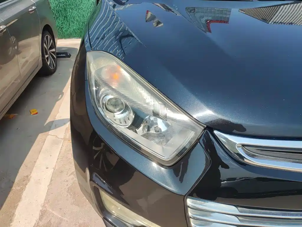 Refine S5 瑞风S5 2015款 2.0 T 自动豪华版