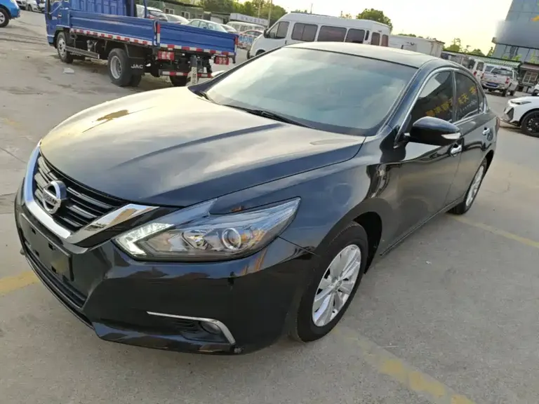 Nissan Teana Facelift 2.0 L XL Comfort