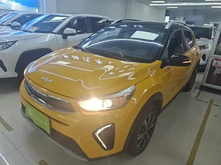 Kia Stonic 1.4 L CVT Sunroof