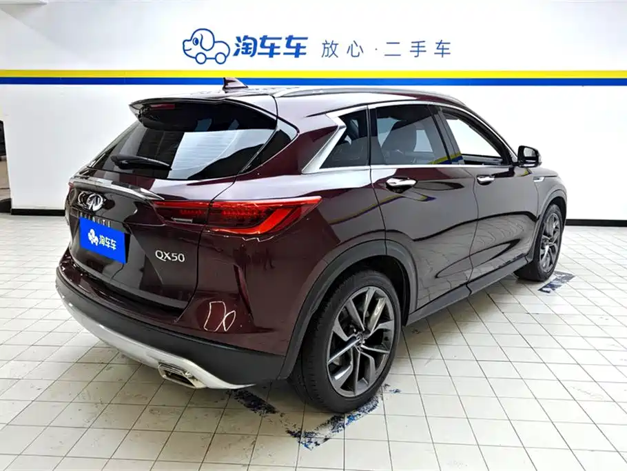 Infiniti QX50 英菲尼迪QX50 2020款 改款 2.0 T 四驱领航版