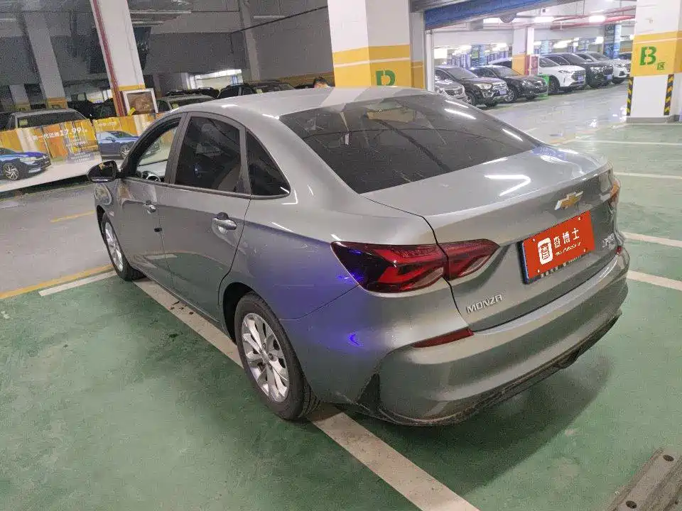 Monza 1.5 L DCT Joy