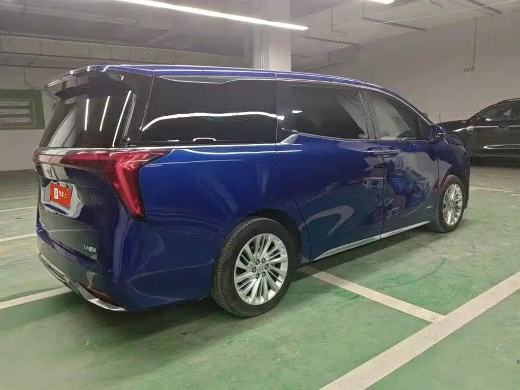 Century 2.0 T 6-seat Heritage