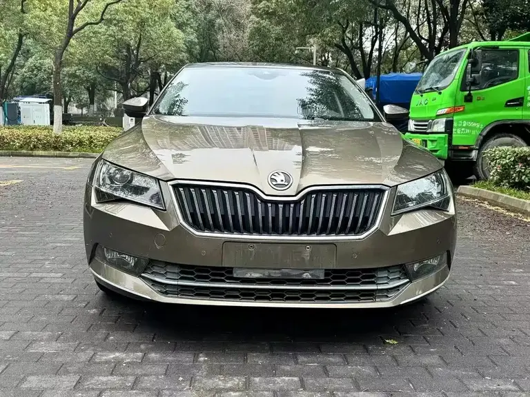Skoda Superb TSI280 DSG Creation